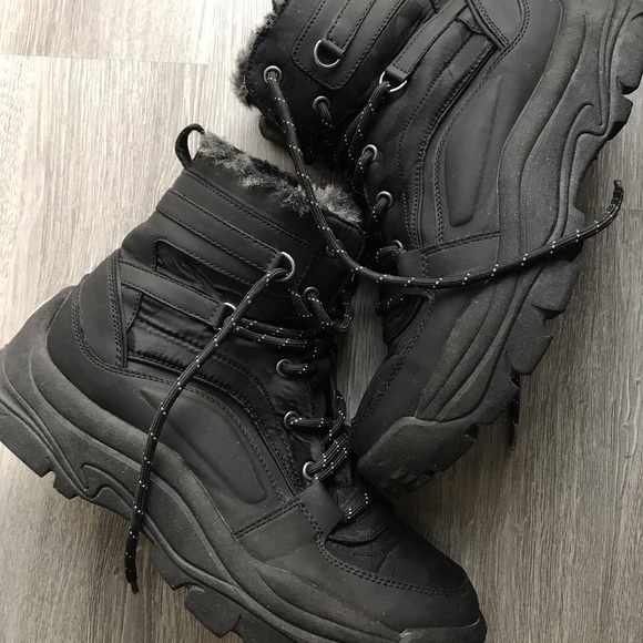 Snow shoes - Picture 5 of 7